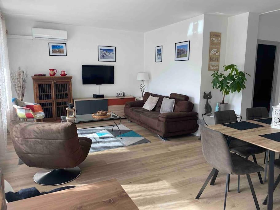 Apartamento Le Chasseur Alpin Albertville Exterior foto